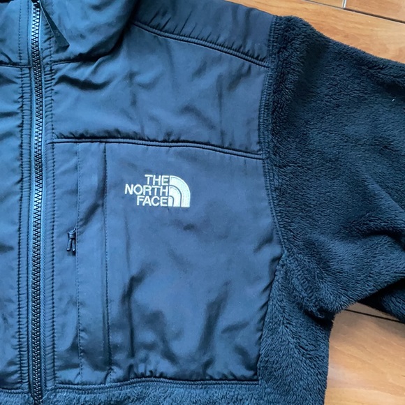 The North Face Jacket - Picture 2 of 10